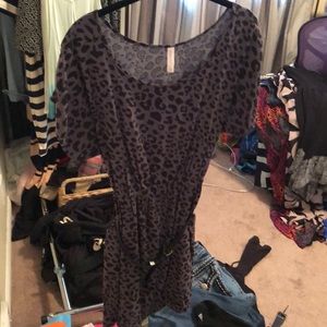 Grey dress with black design